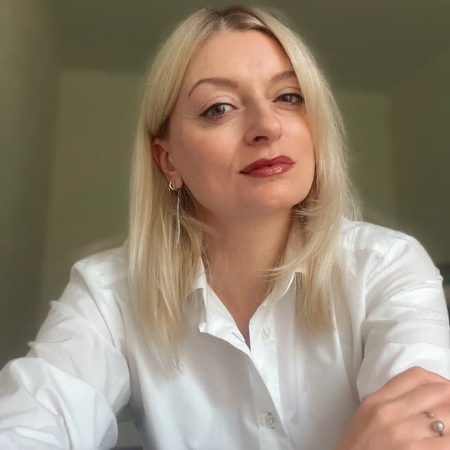 Олена - Психолог-консультант