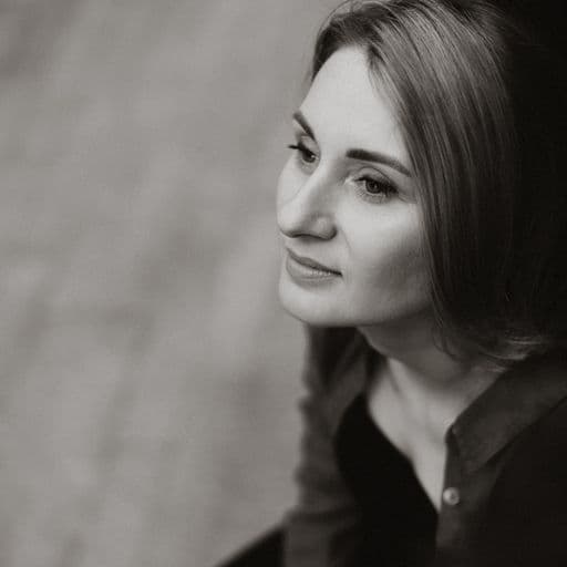 Юлія