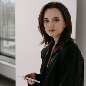 Яна Вікулова - Психолог-консультант