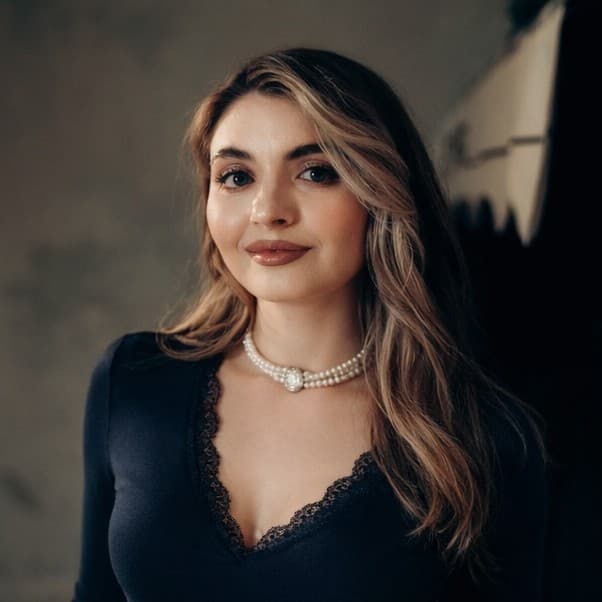 Анна Анна - Психолог