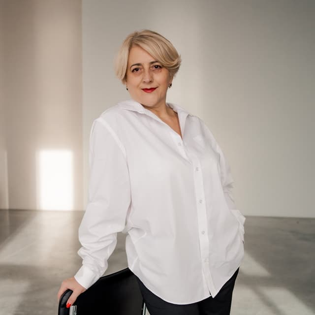 Інна Інна - Психотерапевт