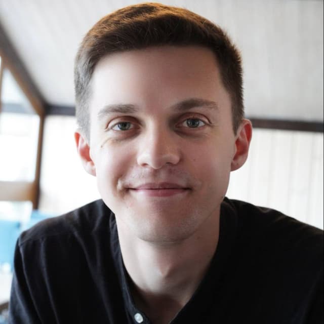 Сергій Сергій - Психолог-консультант