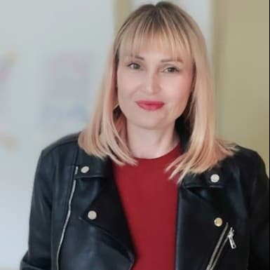 Юлія Дерягіна Юлія Дерягіна - Психотерапевт