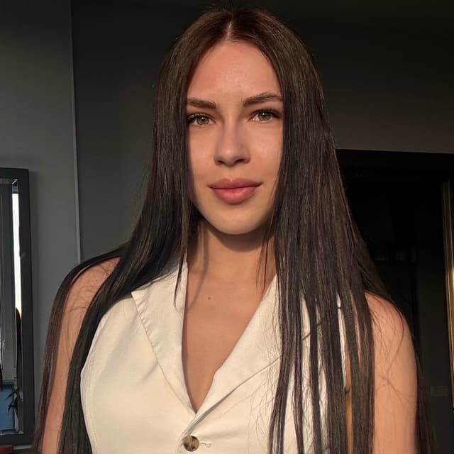 Анна Зайцева Анна Зайцева - Психолог-консультант