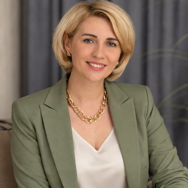 Альона Альона - Психолог